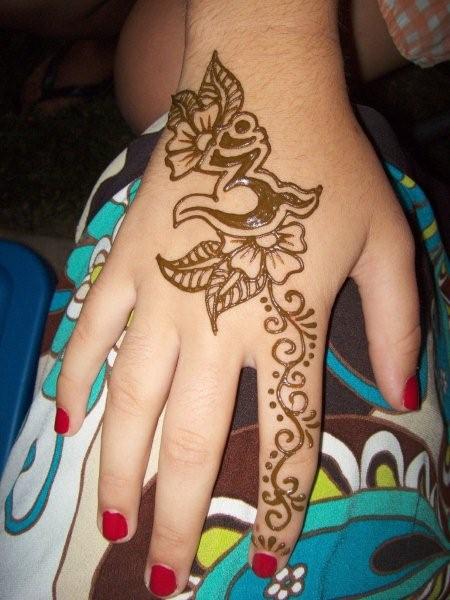Our Henna artist use only 100 all natural henna imported from India