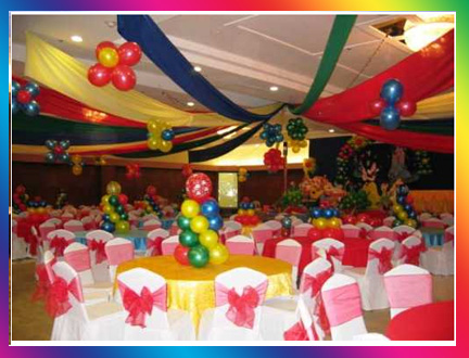 Balloon Ceiling Decoration